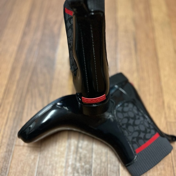 COACH Chelsea rain Boot Women's Black ! - Picture 10 of 10